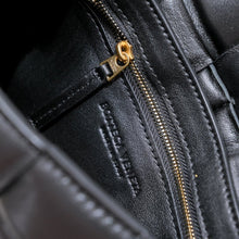 Load image into Gallery viewer, Bottega V Padded Cassette - Müllner´s