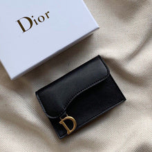 Load image into Gallery viewer, Grained Saddle Cardholder Black & Red - Müllner´s