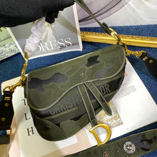 Load image into Gallery viewer, CD Camouflage Saddle Bag - Müllner´s