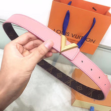 Load image into Gallery viewer, V Buckle Monogram Reversible Multi-color - Müllner´s