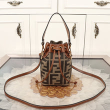 Load image into Gallery viewer, FF Canvas Mon Tresor