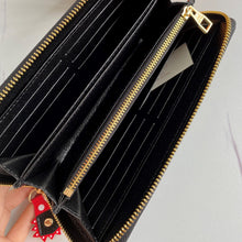 Load image into Gallery viewer, LV Crafty Zippy Continental - Müllner´s