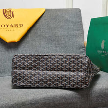 Load image into Gallery viewer, Saint Louis GM