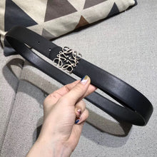 Cargar imagen en el visor de la galería, Loewe Classic Logo Reversible - Müllner´s