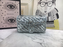 Cargar imagen en el visor de la galería, GG Shined Marmont small shoulder bag - Müllner´s