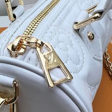 Load image into Gallery viewer, LV Papillon BB