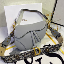 Load image into Gallery viewer, CD Smooth Saddle Bag Classics - Müllner´s