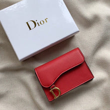 Load image into Gallery viewer, Grained Saddle Cardholder Black & Red - Müllner´s