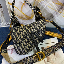 Load image into Gallery viewer, CD Oblique Jacquard Saddle Bag - Müllner´s