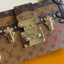 Load image into Gallery viewer, LV Petit Malle - Müllner´s