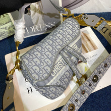 Load image into Gallery viewer, CD Jacquard Saddle Bag - Müllner´s