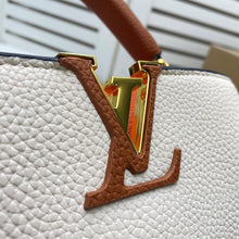 Load image into Gallery viewer, LV Capucines BB