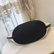 Load image into Gallery viewer, LV Saint Jacques