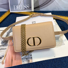 Load image into Gallery viewer, CD 30 Montaigne 2 in 1 Pouch