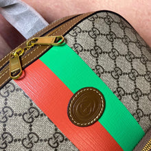 Load image into Gallery viewer, 'Fake/Not' print GG medium backpack - Müllner´s