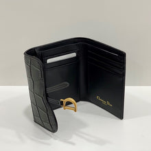 Load image into Gallery viewer, D Saddle Lotus Wallet Black Crocodile - Müllner´s