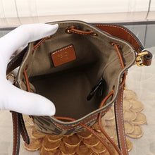 Load image into Gallery viewer, FF Canvas Mon Tresor