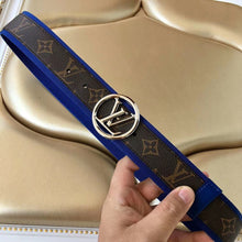 Load image into Gallery viewer, LV Circle Eclipse Monogram Stiped Brown - Müllner´s