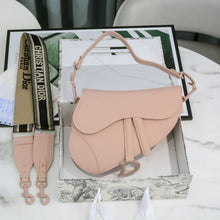 Load image into Gallery viewer, CD Ultramatte Saddle Bag - Müllner´s