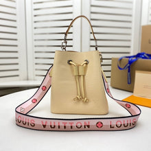 Load image into Gallery viewer, LV Petite Néonoé Shine BB