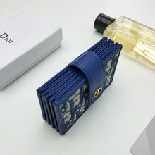 Load image into Gallery viewer, CD Montaigne Card Holder