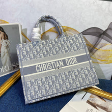 Load image into Gallery viewer, D Book Tote Classic - Müllner´s