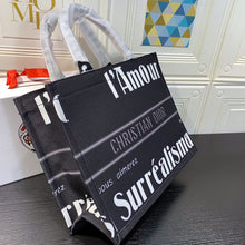 Load image into Gallery viewer, Medium D Book Tote Surrealism - Müllner´s