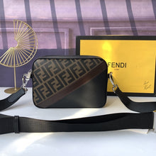 Load image into Gallery viewer, FF Montif Camera Case