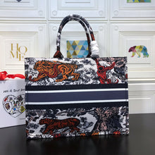 Load image into Gallery viewer, D Book Tote Jungle - Müllner´s