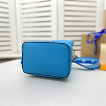 Load image into Gallery viewer, LV Petite Néonoé Shine BB