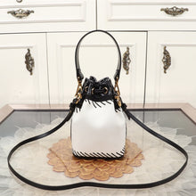 Load image into Gallery viewer, Mon Tresor F Canvas