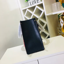 Load image into Gallery viewer, LV Love Onthego