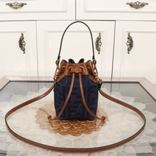 Load image into Gallery viewer, FF Canvas Mon Tresor