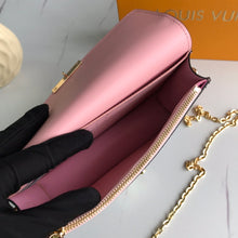 Load image into Gallery viewer, LV Monogram Classic Chain Wallet - Müllner´s