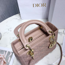 Load image into Gallery viewer, Medium Lady D Bag Golden Charms