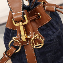 Load image into Gallery viewer, FF Canvas Mon Tresor