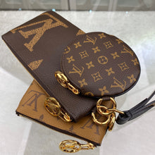 Load image into Gallery viewer, LV Trio Pouch - Müllner´s