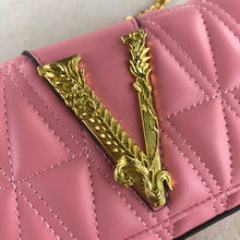 Load image into Gallery viewer, Virtus Quilted Evening Bag