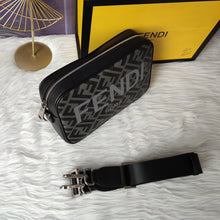 Load image into Gallery viewer, FF Logo Camera Case