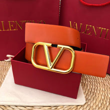 Load image into Gallery viewer, V Logo Signature Reversible - Müllner´s