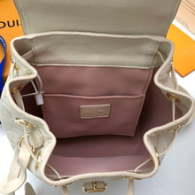 Load image into Gallery viewer, Montsouris LV Embossed Monogram - Müllner´s