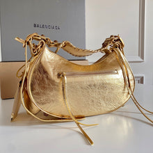 Load image into Gallery viewer, BB Le Cagole Small Shoulder Bag