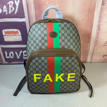 Load image into Gallery viewer, 'Fake/Not' print GG medium backpack - Müllner´s