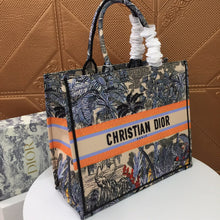 Load image into Gallery viewer, D Book Tote Spirit Asia - Müllner´s