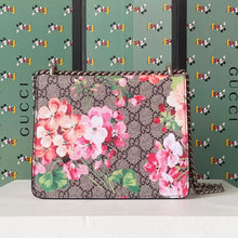 Load image into Gallery viewer, Dionysus medium Roses GG shoulder bag - Müllner´s