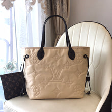 Load image into Gallery viewer, LV Quilted Monogram Neverfull