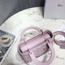 Load image into Gallery viewer, Medium Lady D Ultramatte Bag Classics