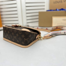 Load image into Gallery viewer, LV Diane
