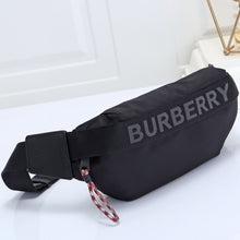 Load image into Gallery viewer, Medium Vintage Check ECONYL® Bum Bag - Müllner´s