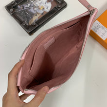 Load image into Gallery viewer, LV Monogram Daily Pouche - Müllner´s